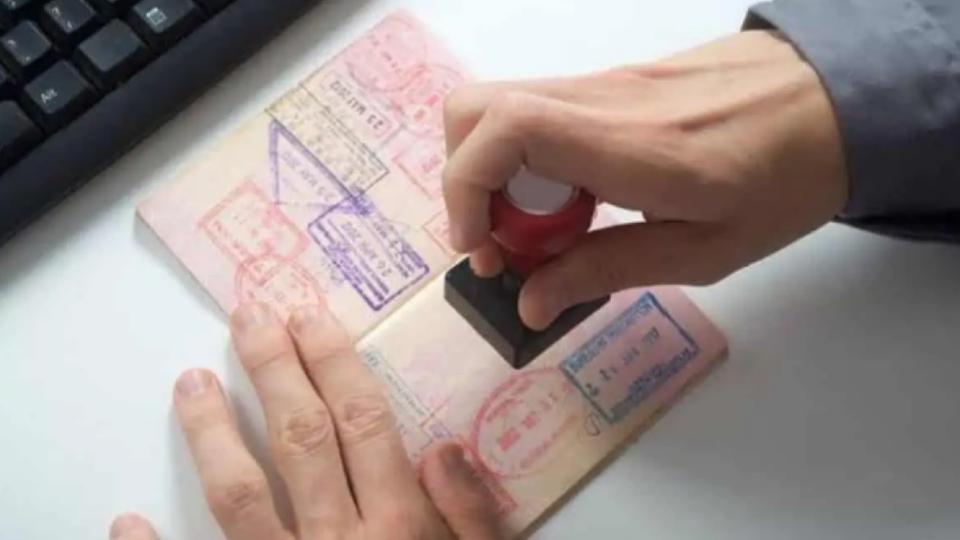 UAE mandates police character certificates for work visa of Pakistanis