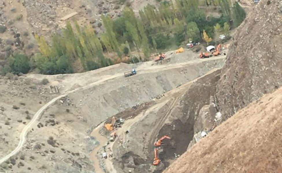 Collapse of gold mine in Afghanistan leaves 3 dead