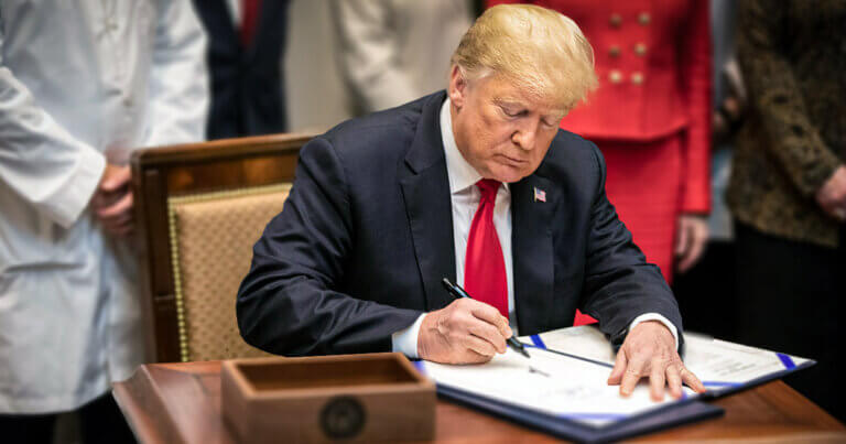 Trump signs order to create cryptocurrency working group