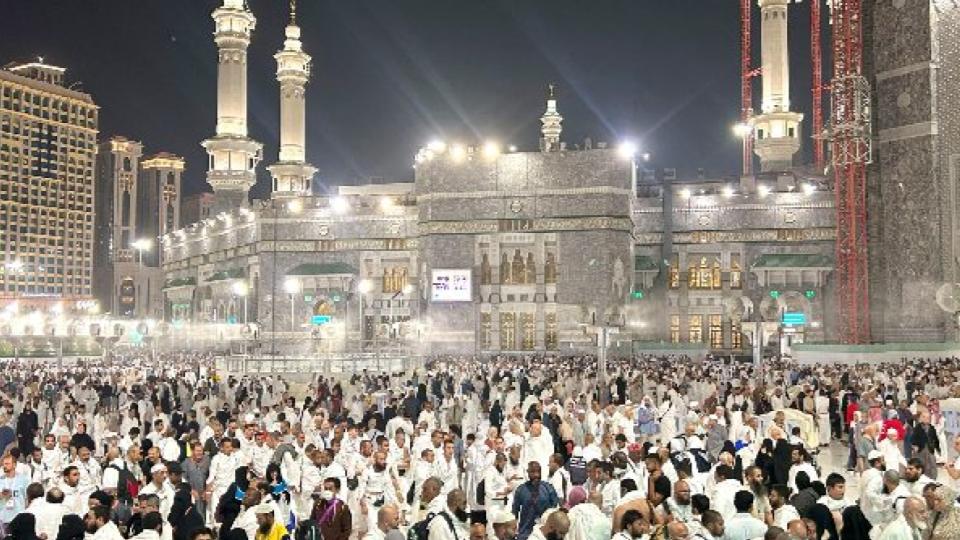 Umrah pilgrims increase by 31 pc in Q4 2024