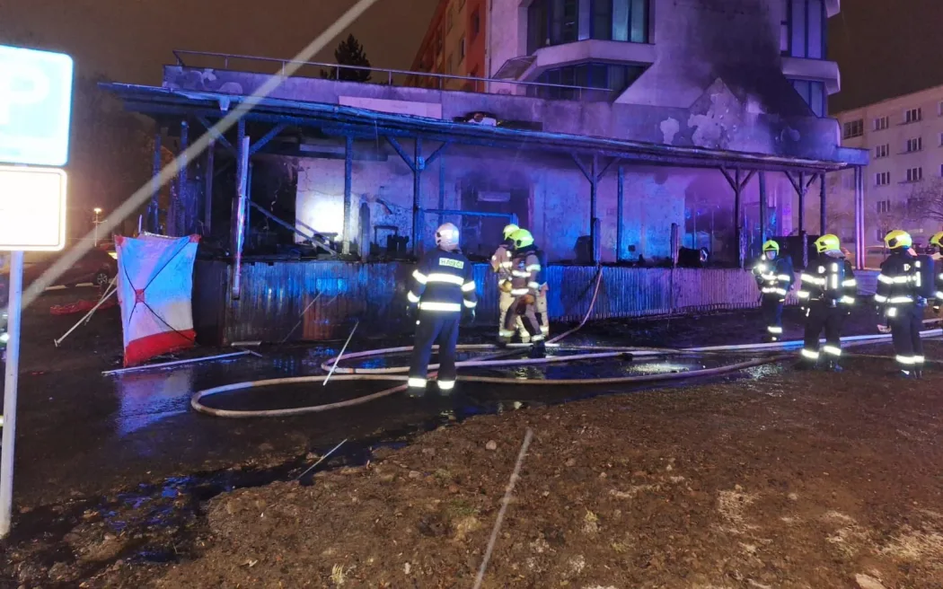 Czech: 6 dead in cylinder blast