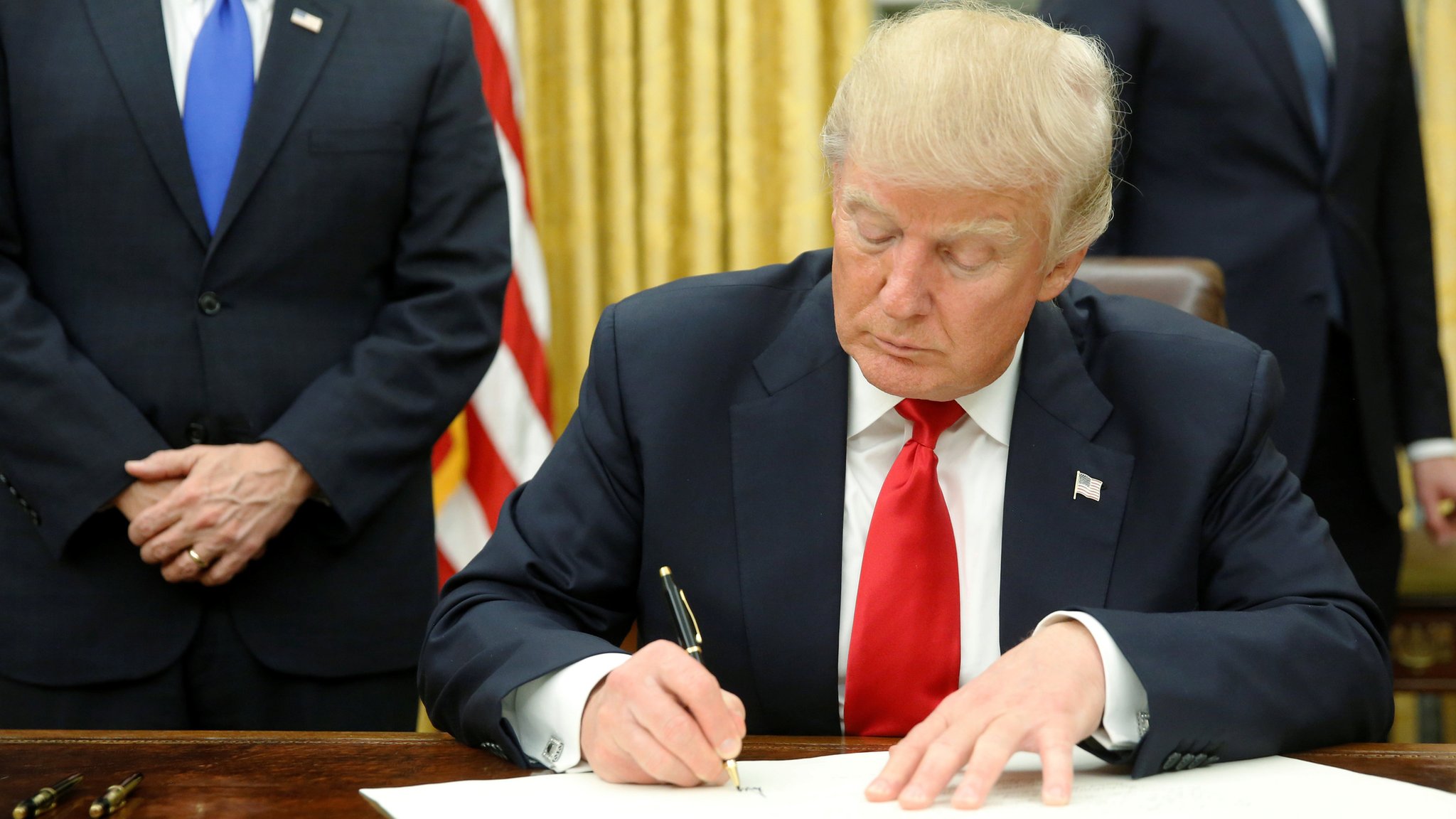 Trump signs record number of executive Orders on day 1 of 2nd term