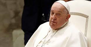 Pope Francis suffers breathing difficulties