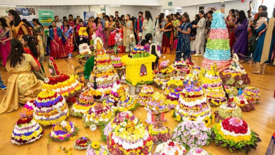 Chenetha Bathukamma, Dasara celebrated in grand scale in London