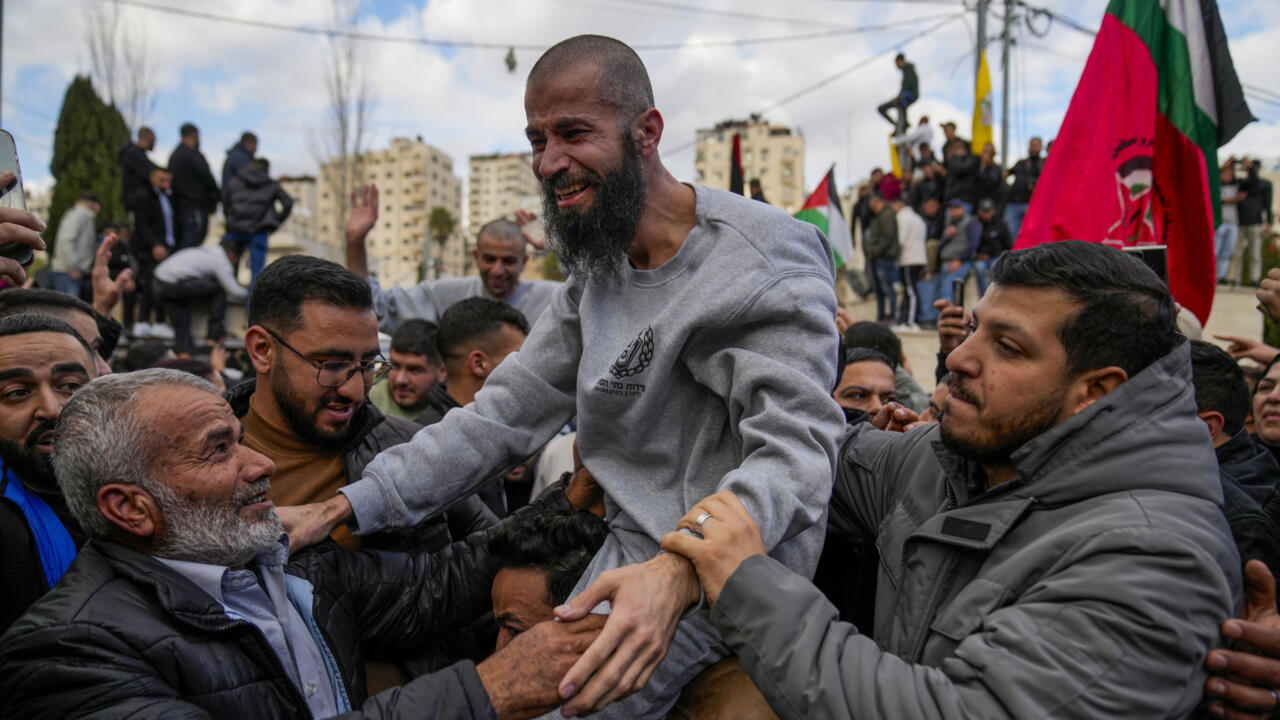 Second phase of Hamas-Israel prisoner-hostage exchange deal completed