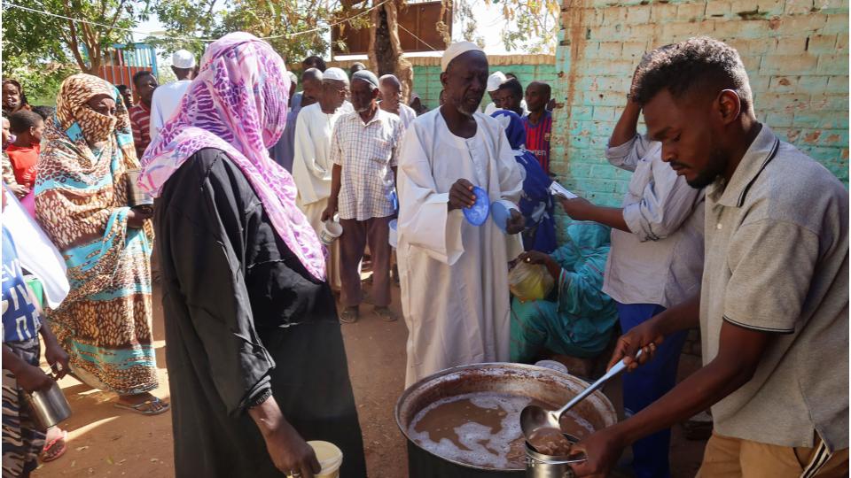 Sudan crisis, families eat animal feed amid severe famine