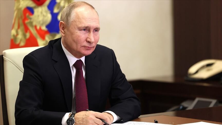 Russian president Putin apologizes to Azerbaijan for a plane crash in Kazakhstan