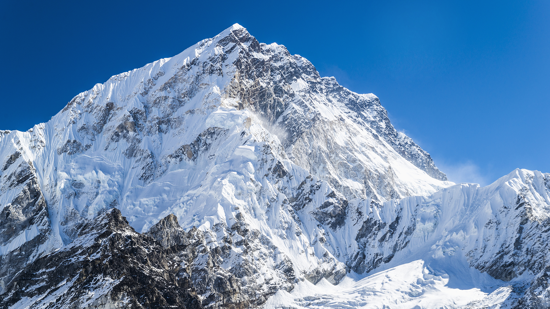 Mt Everest becomes more expensive for mountaineers