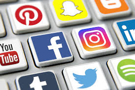 Australia moves to ban children under 16 from social media