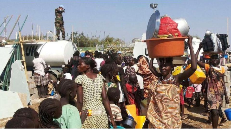 25 drown while fleeing the military clashes in Sudan