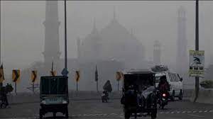 Pak imposes ban on public places in Lahore after AQI soars beyond 1000