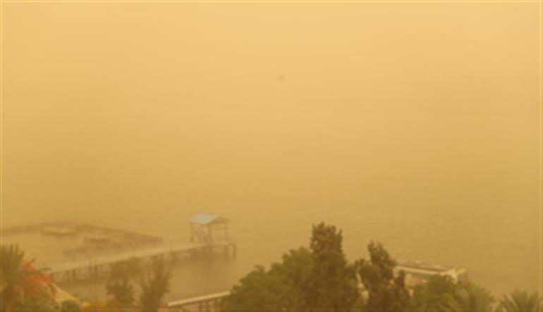 Rare dust storm sweeps through California’s central valley