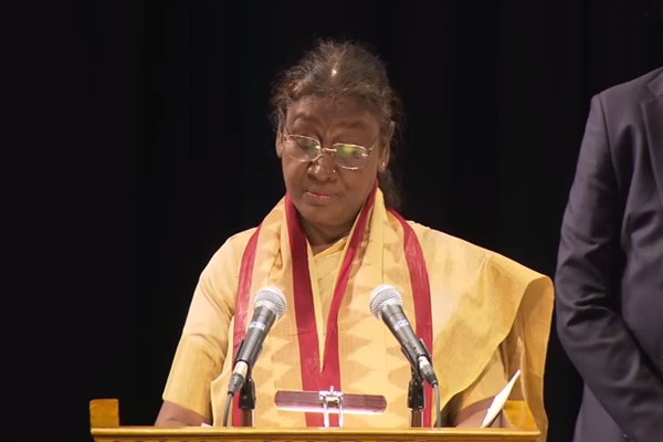 presidentdroupadimurmuaddresses13thgraduationceremonyofniserinbhubaneswar