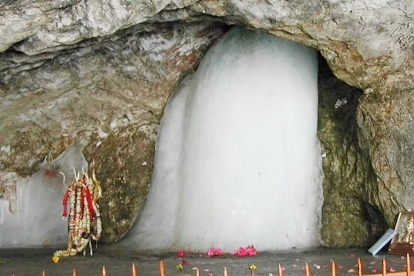 anotherbatchof1873pilgrimsleftbhagwatinagaryatriniwasbasecampinjammu