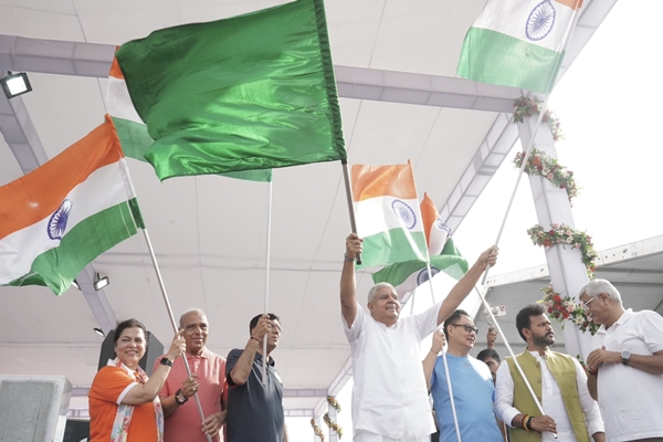 Vice President flagged off Har Ghar Tiranga Bike Rally from Bharat Mandapam in Delhi