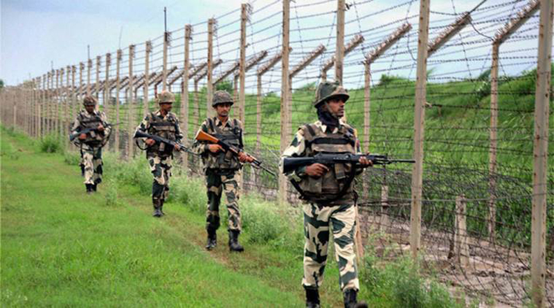 Pak intruder arrested along IB in Jammu