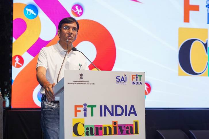 Union Minister Mansukh Mandaviya Inaugurates Fit India Carnival in Delhi