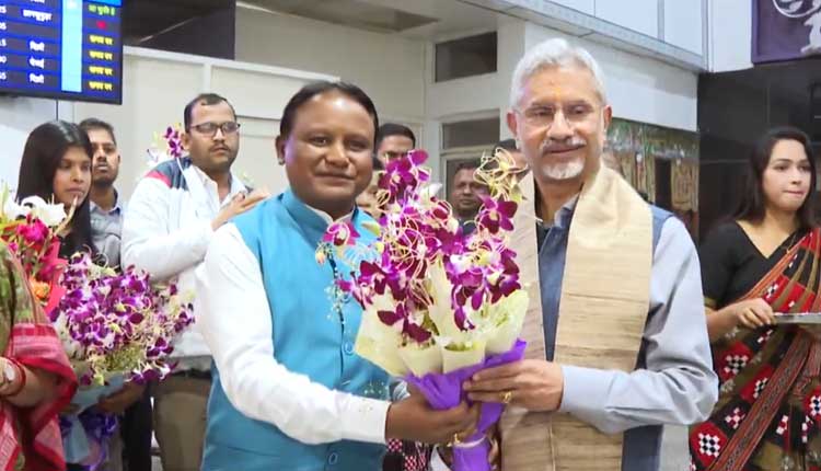 EAM Jaishankar arrives in Bhubaneswar for Pravasi Bharatiya Divas