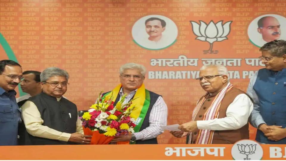 Day after quitting AAP, Kailash Gahlot joins BJP