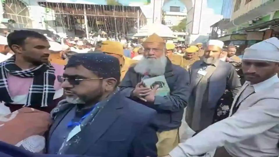 Pakistani pilgrims arrive in Ajmer for Urs of Khwaja Moinuddin Chishti