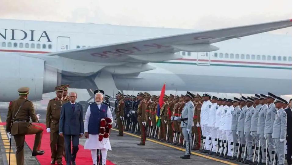 PM Modi arrives in Mauritius, receives ceremonial welcome