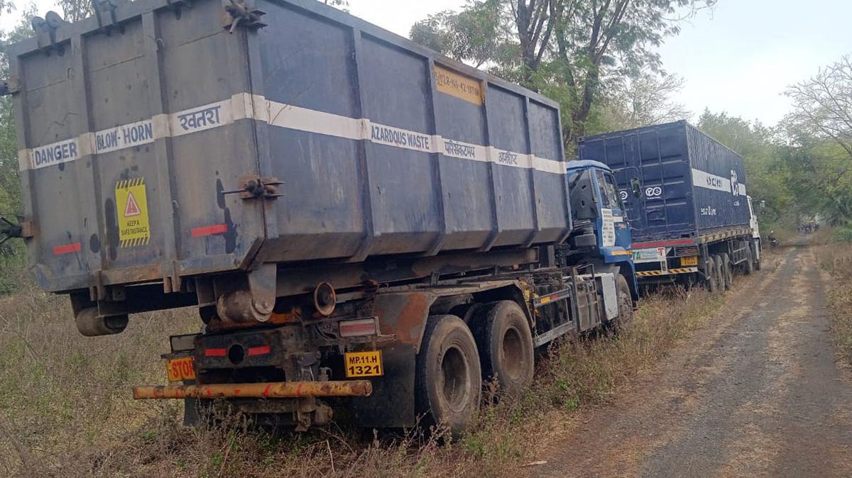 MP govt begins disposal of toxic waste from Union Carbide factory