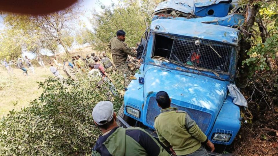 12 CRPF personnel injured as vehicle falls into gorge in J-K