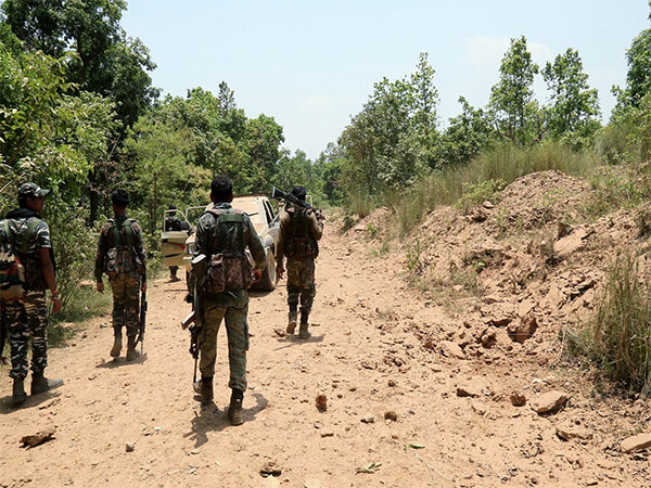 14 naxalites killed in encounter with security forces in Chhattisgarh