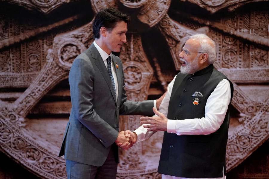 India Dismisses Canadian PM Trudeau’s Claims of Significant Talks with PM Modi in Laos