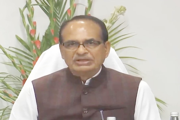 bothcentreandstateshouldworkasateamtoimproveagriculturesectorincountry:shivrajsinghchouhan