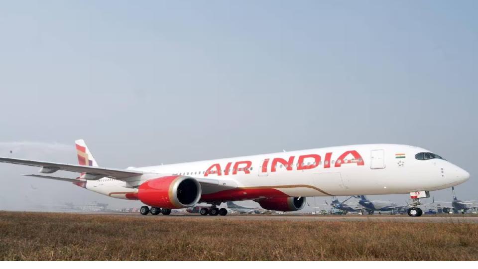 airindiafinedfornotcompensatingfliersforcancelledflights