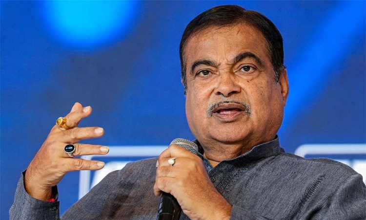 Nitin Gadkari announces projects worth Rs 12,500 Cr to improve Delhi’s transport system