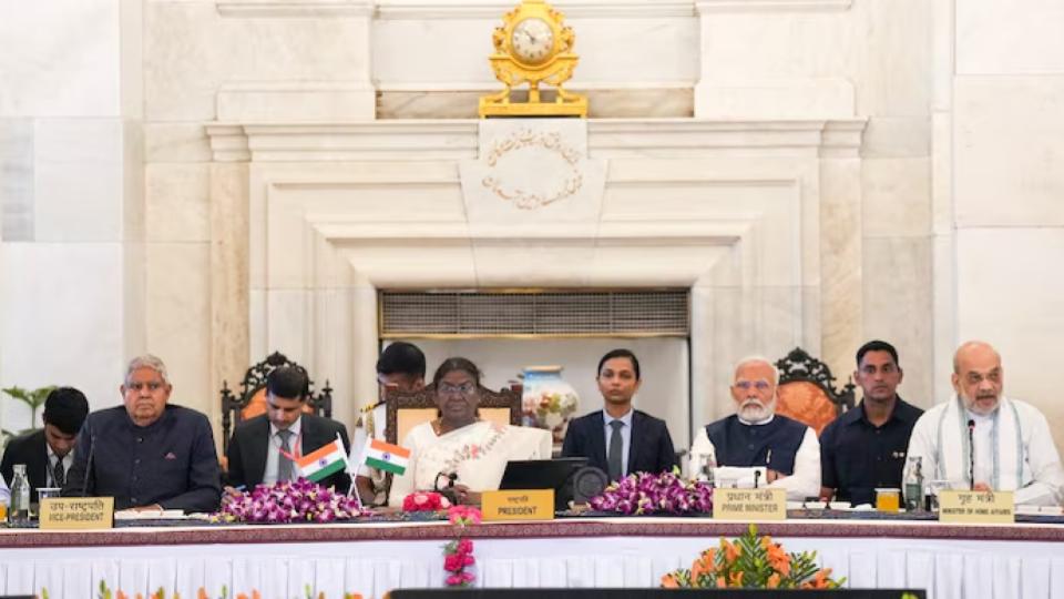 presidentmurmuinauguratesconferenceofgovernorsatrashtrapatibhavan