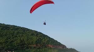 Belgian paraglider killed after mid-air collision in Bir-Billing