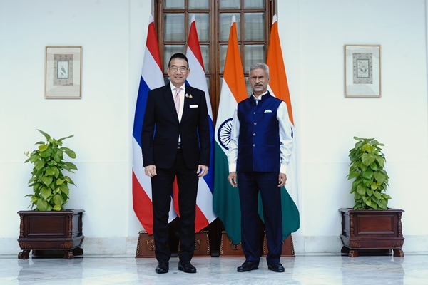 eamsjaishankarholdstalkswiththailand’sforeignministermarissangiampongsaindelhi