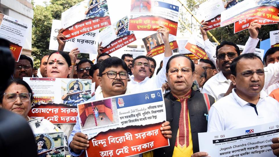 Bengal BJP MLAs stage sit-in on Assembly premises against Mamata Banerjee govt