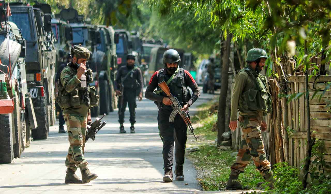 Two labourers from UP injured in Budgam terror attack