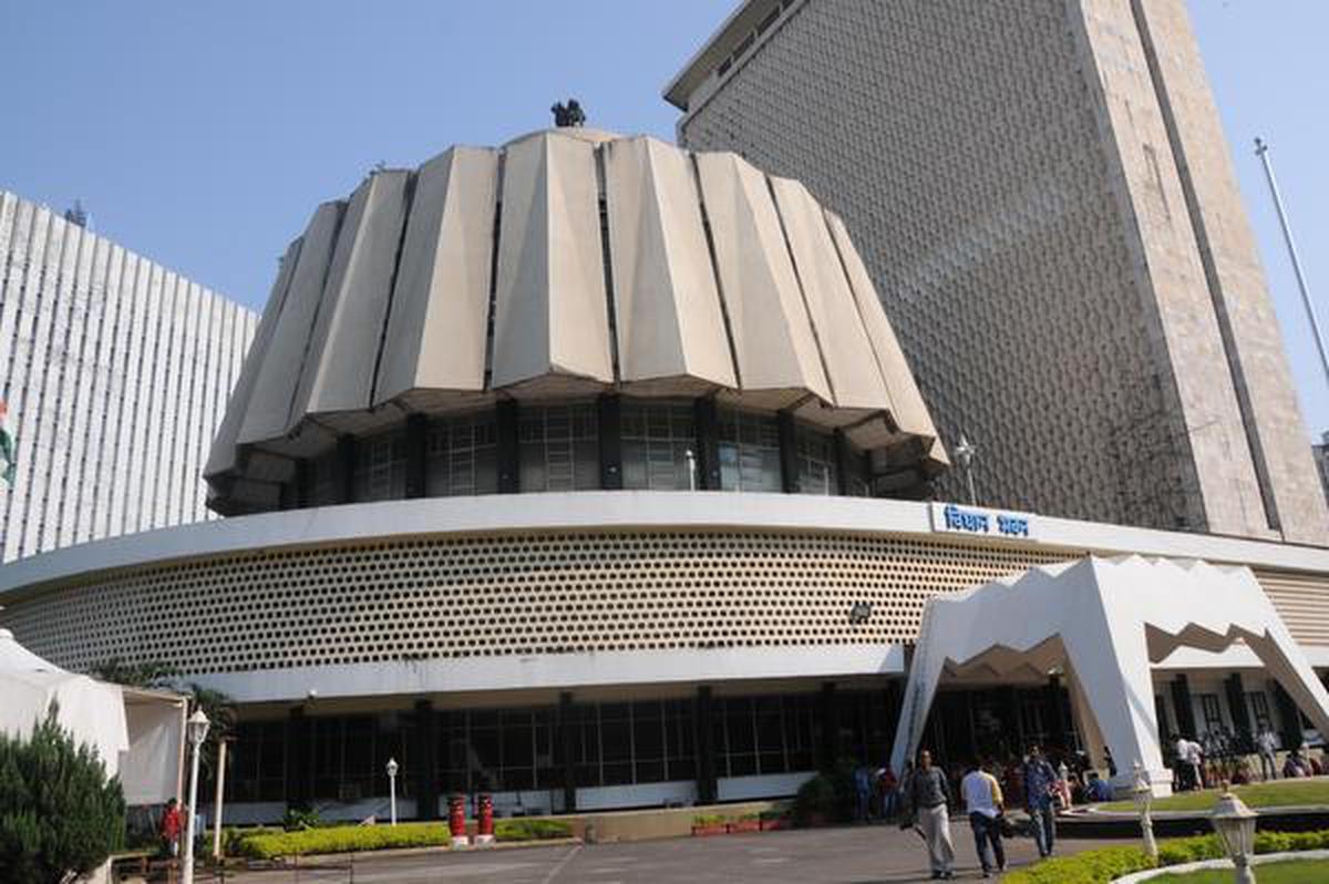 Shiv Sena MLAs demand removal of Aurangzeb’s grave, protest at Maharashtra Assembly