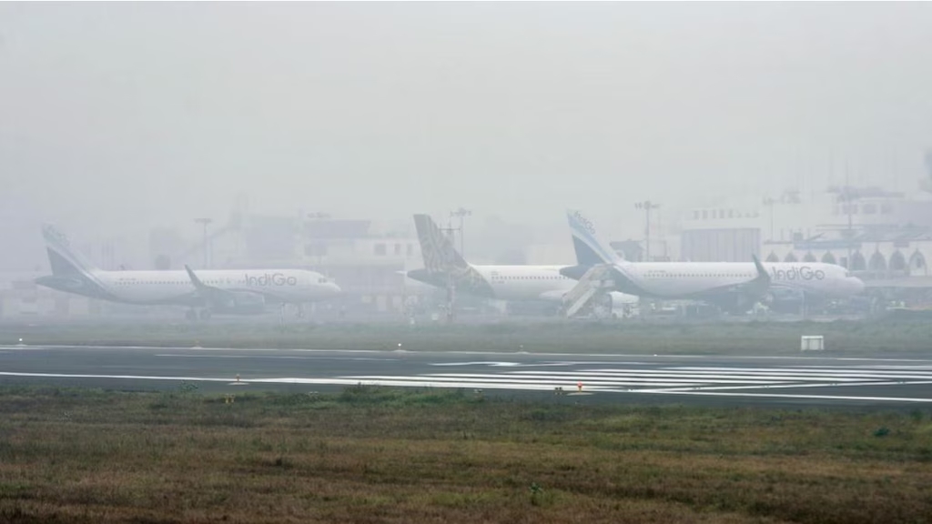 19 flights diverted at the Delhi airport today