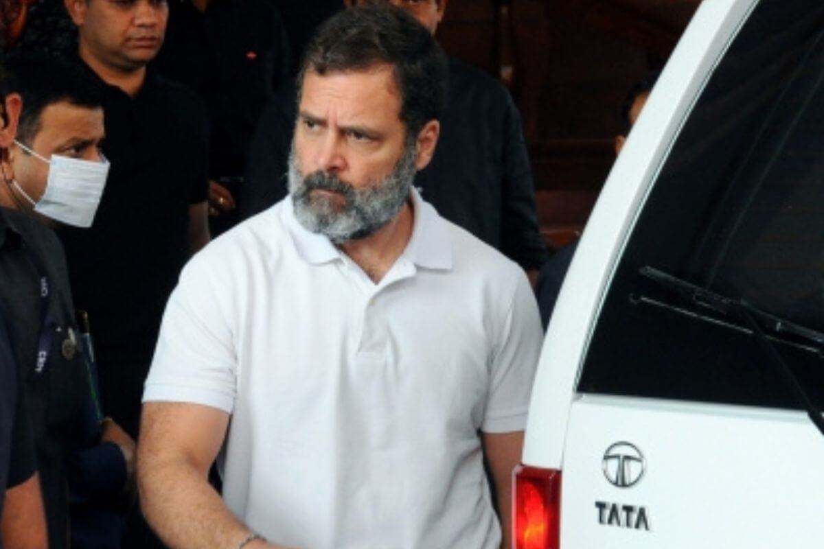 Rahul Gandhi accused both PM Narendra Modi and Kejriwal, says 