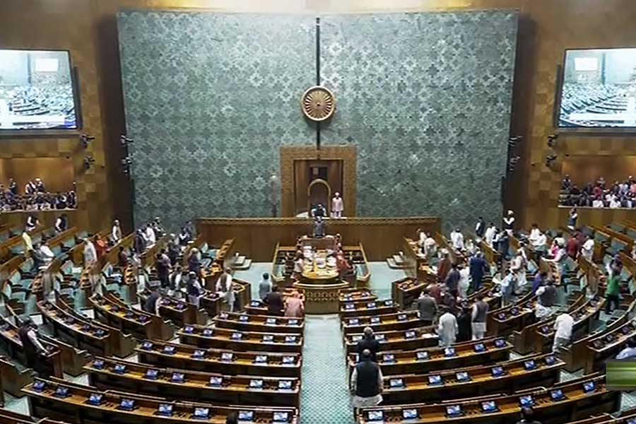 Lok Sabha proceedings adjourned till 2 pm