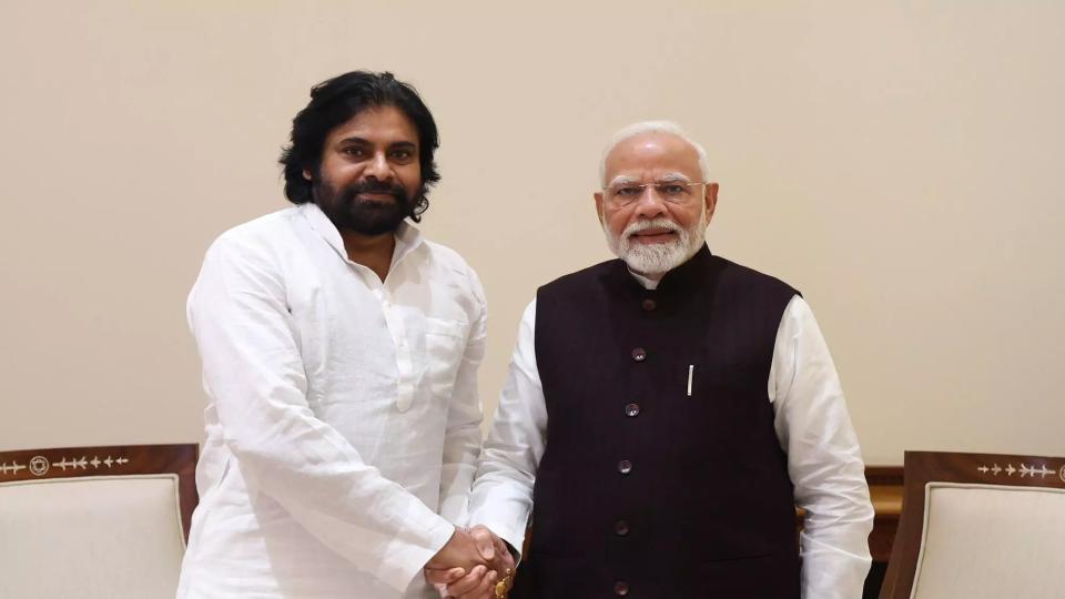 Pawan Kalyan meets Narendra Modi