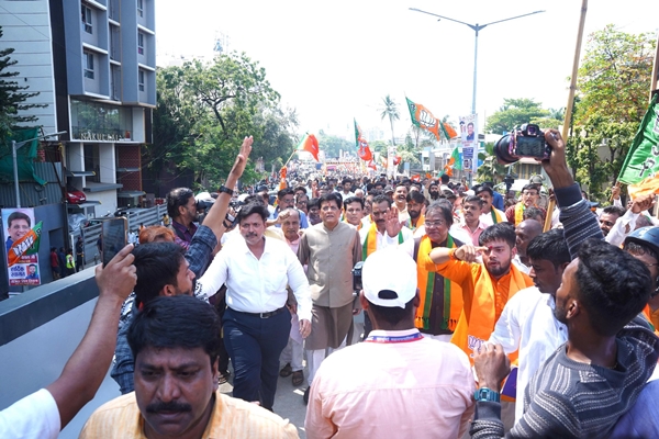 Union Minister Piyush Goyal Inaugurates Mith Chowky Flyover in Malad, Mumbai