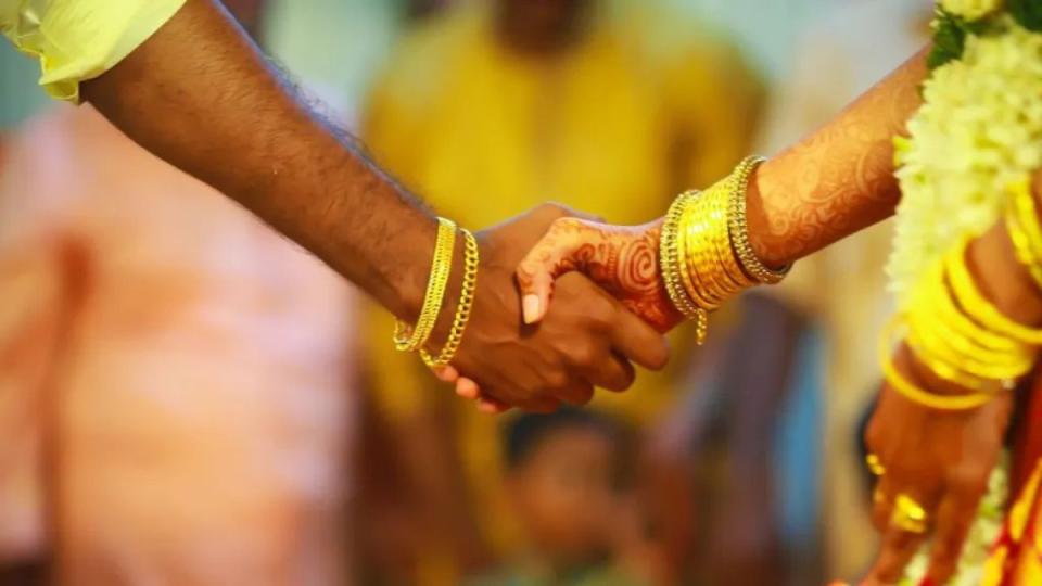 Groom pays 1.5 lakh for marriage, bride vanishes soon after in Himachal