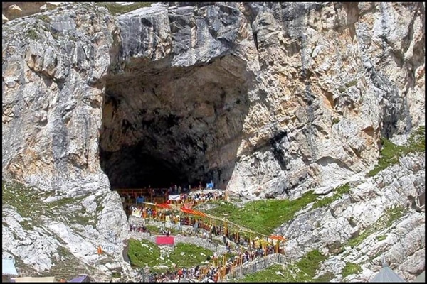 morethan15000pilgrimsvisitholycaveshrineofshriamarnathji