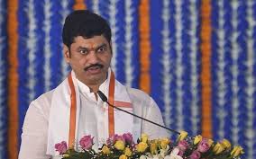 Maharashtra Chief Minister asks Dhananjay Munde to resign as minister