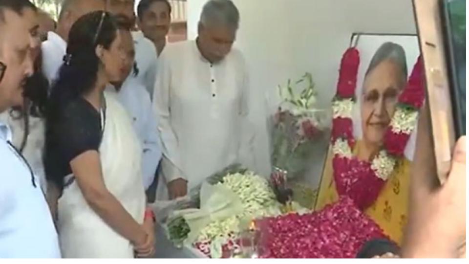 Congress leaders pay tribute to Sheila Dikshit on her death anniversary