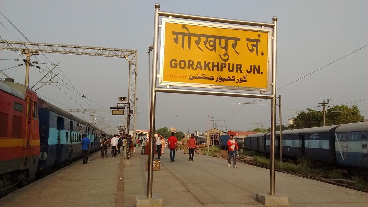 Railway Minister Ashwini Vaishnaw inspects Gorakhpur railway station