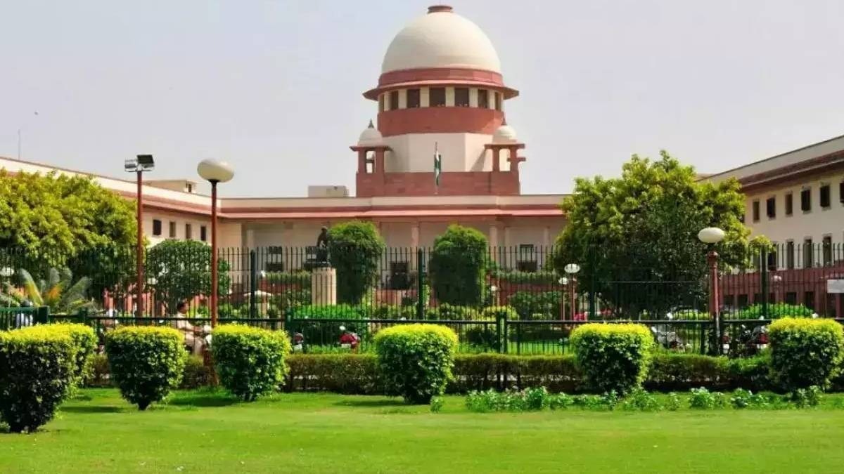 SC questions Delhi Govt over delay in implementing stricter anti-pollution measures