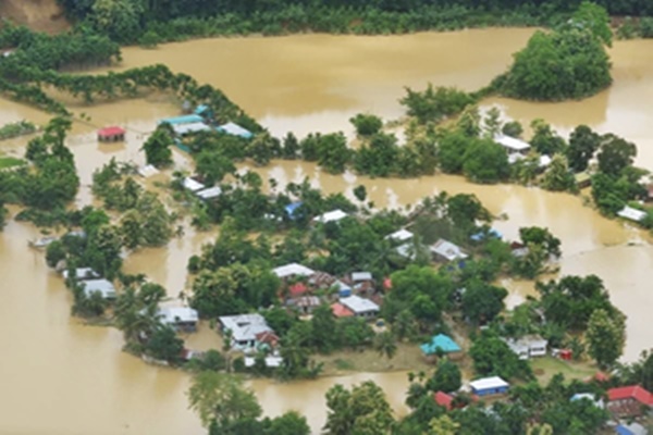 tripura:ndrftroopscarryoutrescueoperationsinfloodravagedareas